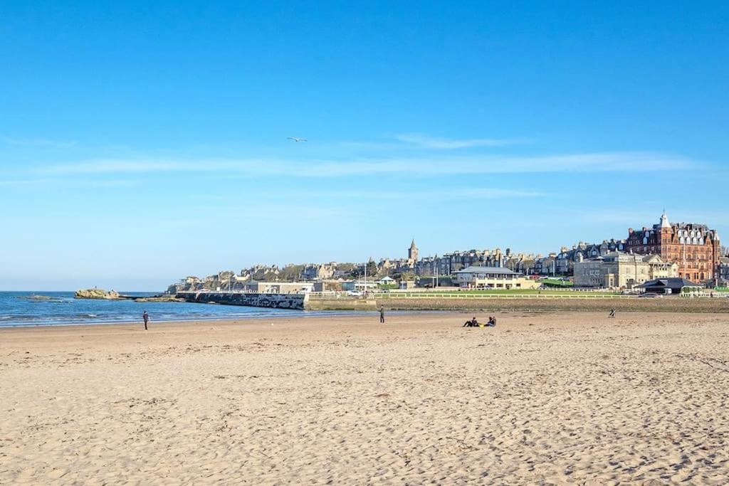 Central St Andrews 2 Bed Apartment Buitenkant foto