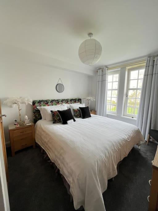Central St Andrews 2 Bed Apartment Buitenkant foto
